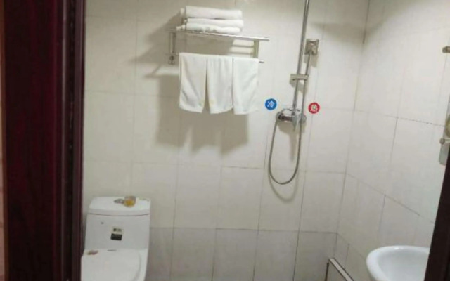 Zhumadian golden golden express hotel