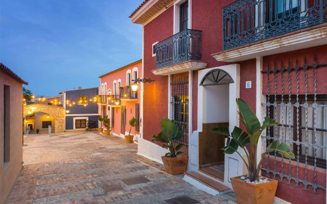 Occidental Pueblo Acantilado