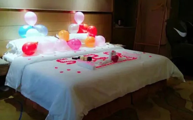 Vienna International Hotel (Yichang East Railway Station)