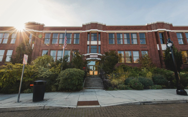 McMenamins Anderson School