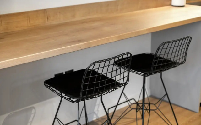 Avia Deluxe Studio- Athens Modern Escape