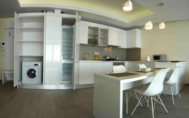 Apart holiday Sophia Mamaia