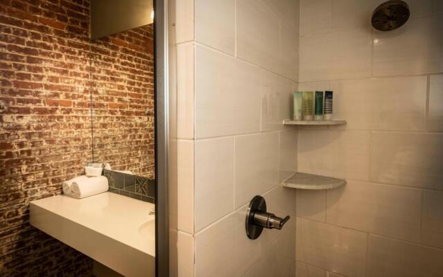 Hotel Broad Ripple
