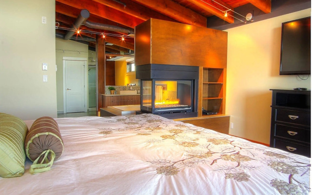 Mariner's Loft