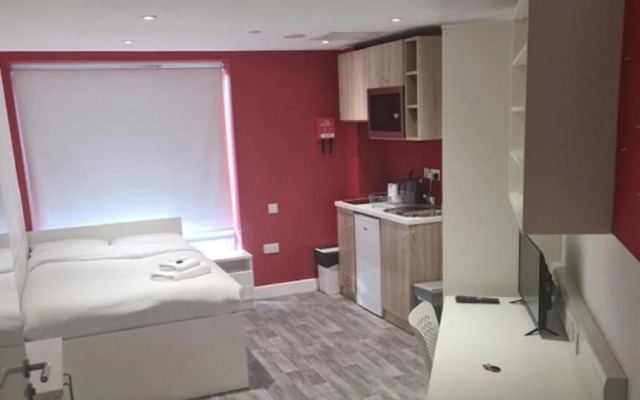 Sophisticated Studios Greenwich