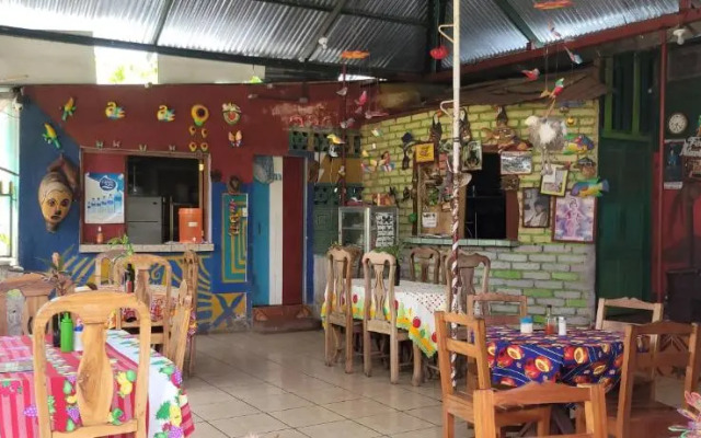 Hostal y Restaurante María