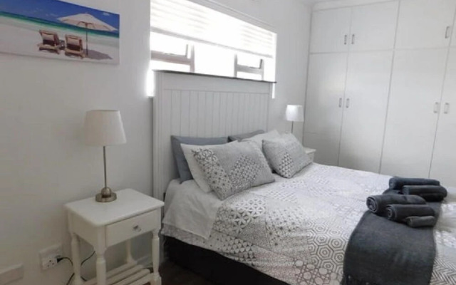 River Tides Guesthouse - Adults Only
