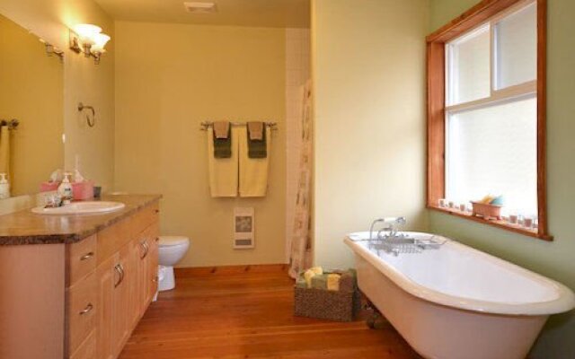 Francis Point B&B