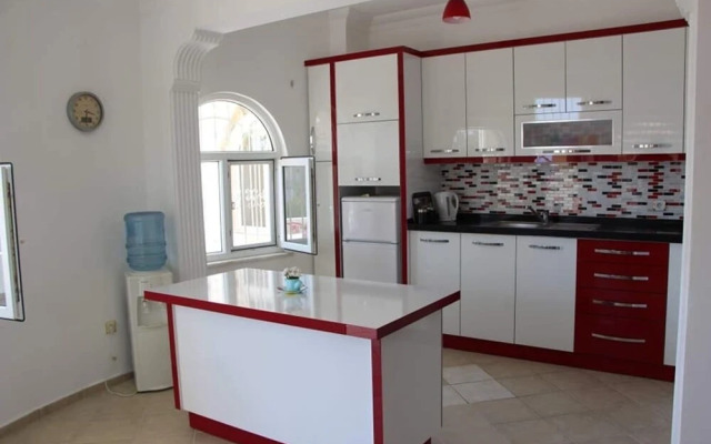 Stunning 4-bed Villa in Avsallar, Alanya