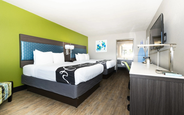 SureStay Plus Hotel by Best Western Point Richmond