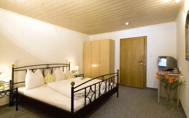Gisela Hotel