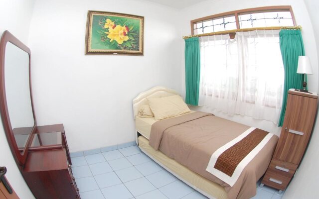 Villa ChavaMinerva Bata - Ciater