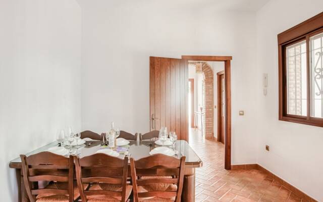 Luxurious Villa in Vejer de la Frontera With Swimming Pool
