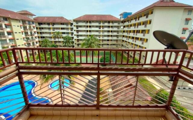 imanAdam Laguna Apartment