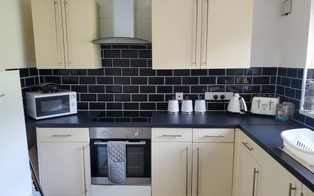 Stunning 2-bed Flat in Haverfordwest