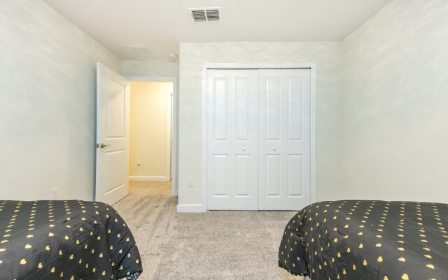 Lovely 4 Bed3 Bachampions Gatepool