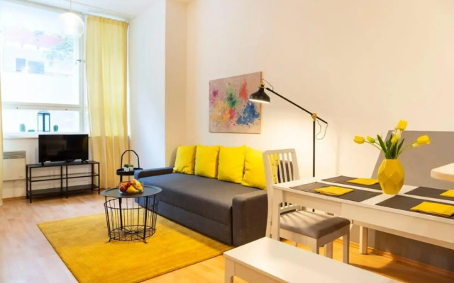 Cozy 2 room apartment next to Hermannstraße