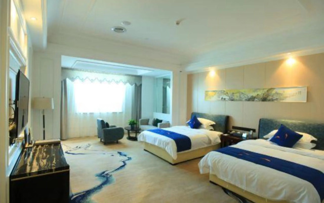 Liangchen Meijing Hotel