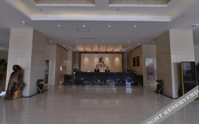 Huang He  International   Hotel