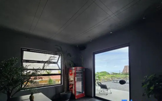 Kite Sea View Courtyard