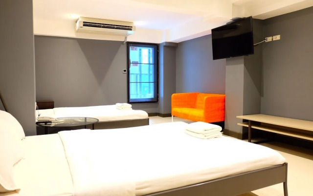 Cloud 9 Lodge