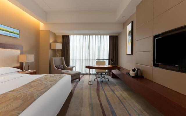 Crowne Plaza Wuxi Taihu, an IHG Hotel