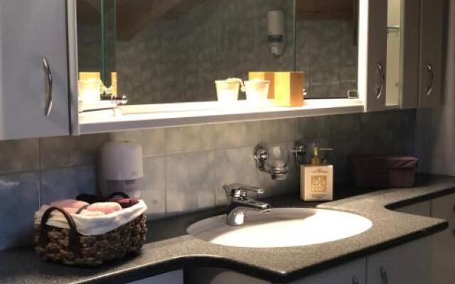 Golden Gapa River Luxury Penthouse 25