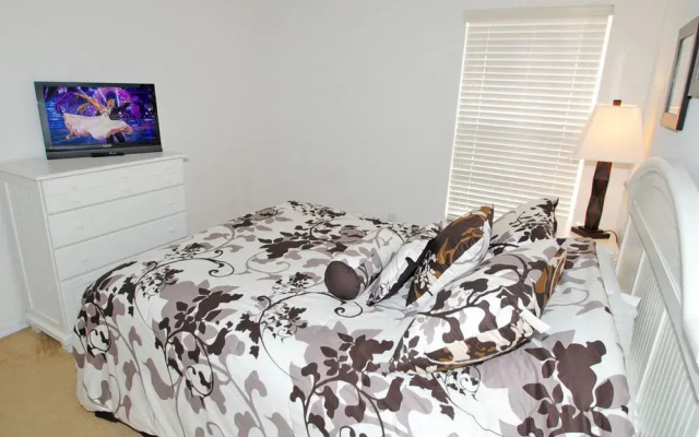 1010SC-East View by RedAwning