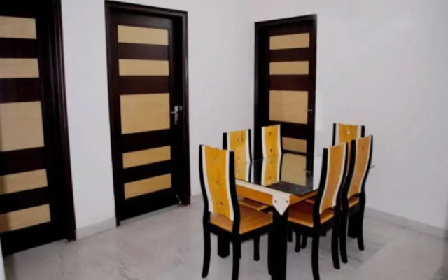 FabHotel Anand Villa