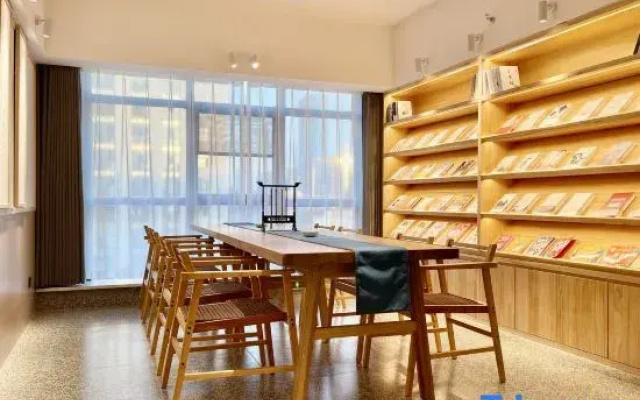 Washe Urban Homestay (Zhengdong MixC Provincial Government)