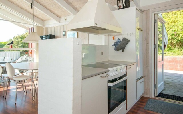 Cozy Holiday Home at Ebeltoft With Whirlpool and Sauna