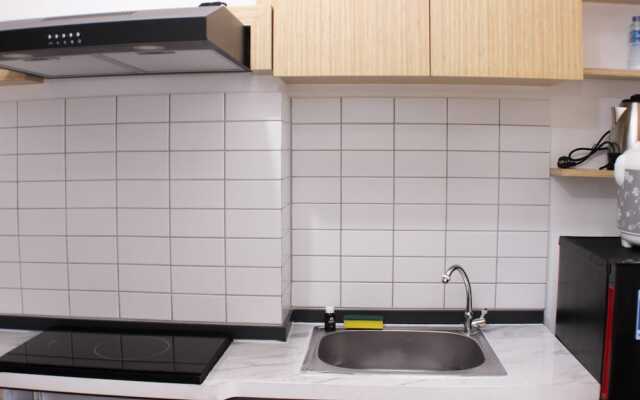 Cozy And Nice Studio At Sayana Bekasi Apartment