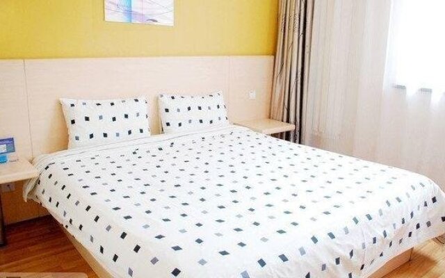 Eaka Hotel 365