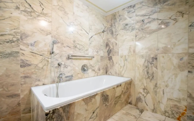 Center City Villa