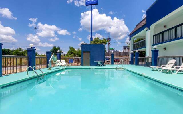 Baymont by Wyndham McDonough