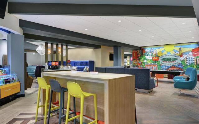 Tru by Hilton Springfield Downtown