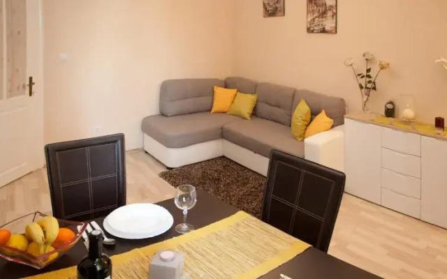 Leonarda Apartments