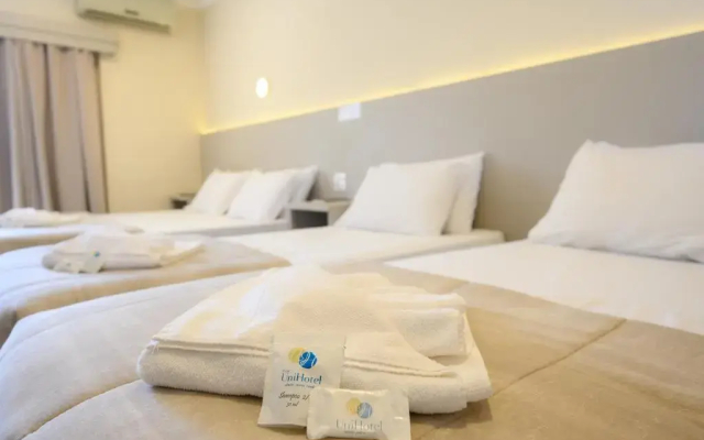 Colonial Flat Hotel