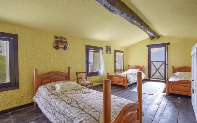 Stunning Home in Tarzo With 2 Bedrooms, Sauna and Wifi