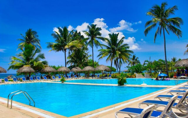 Villa Tropico