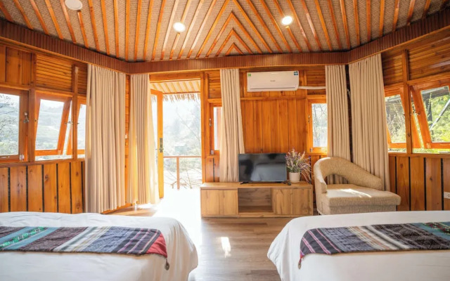 Sinai Bungalow & Hotel SaPa