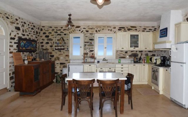 Antiparos Stone House with sea views