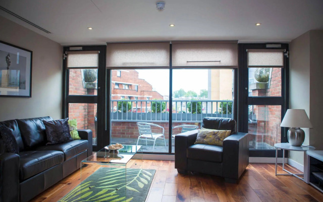 Victoria One Apartment