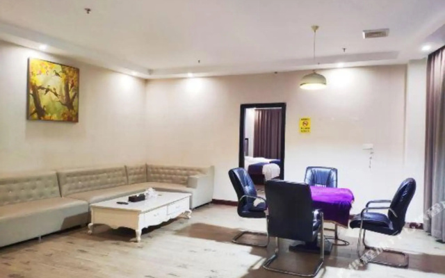 Guangzhou Zengcheng Royal View  (Xintang Shapu Branch)