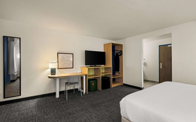 Spark by Hilton Fort Wayne