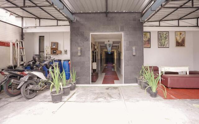 Maleo Kostel Cempaka Putih
