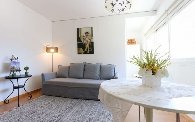 Expo Elegant by Homing
