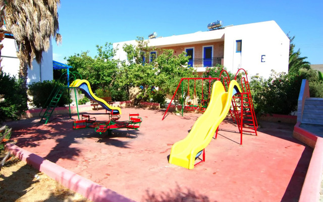Chrysoula Hotel & Apartments