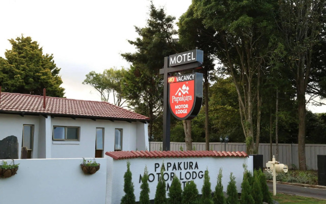 Papakura Motor Lodge & Motel