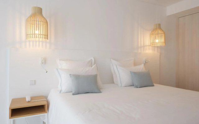 Malibu Foz Hotel - La Maison Younan